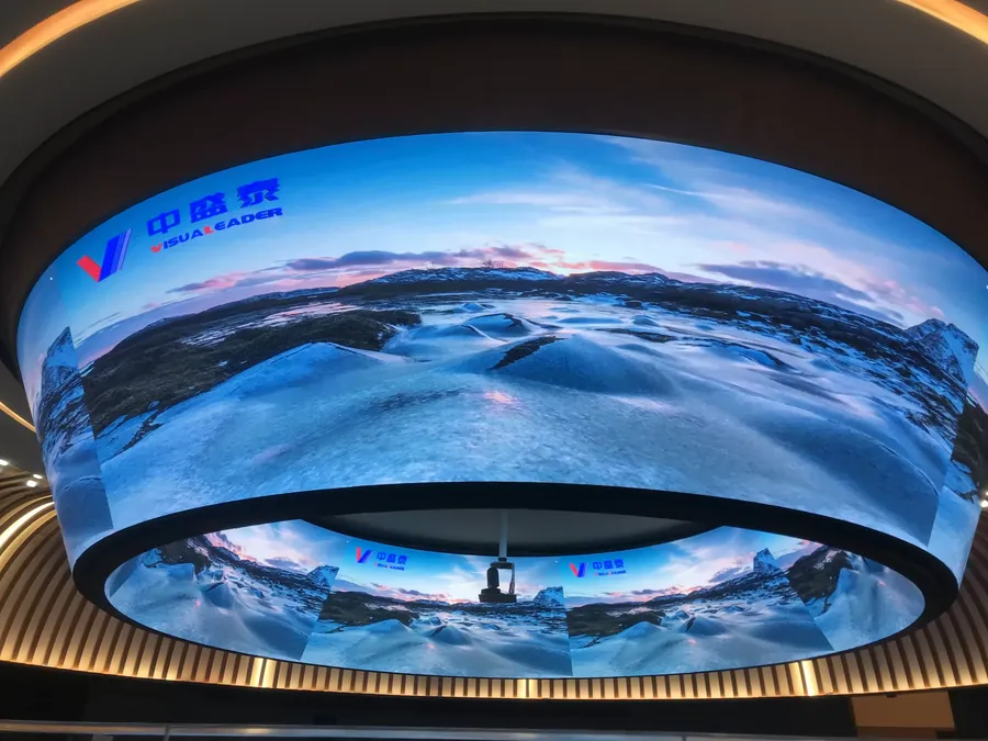 Curved immersive LED display for a 4D flying cinema